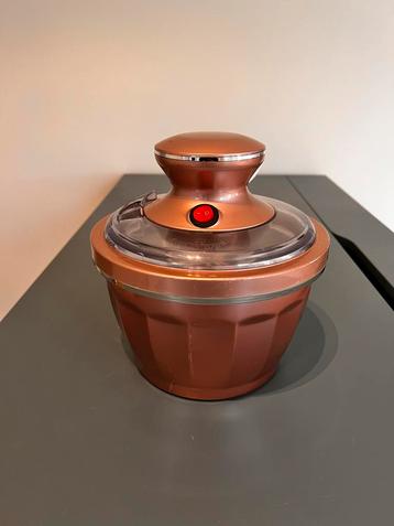 Metallic Roze Softijs Machine beschikbaar voor biedingen