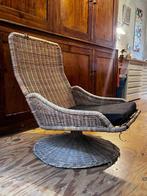 Vintage fauteuil, rotan, Huis en Inrichting, Fauteuils, Ophalen, Gebruikt, 50 tot 75 cm, Riet of Rotan