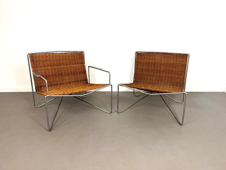 zeldzame set lounge stoelen met riet met stalen frame 1960, Huis en Inrichting, Fauteuils, Gebruikt, 50 tot 75 cm, 75 tot 100 cm