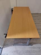 Ahrend 500 Bureau 180*80 hoogte verstelbaar MOET NU WEG !, Ophalen, In hoogte verstelbaar, Zo goed als nieuw, Bureau