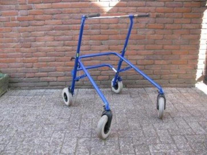 Speciale rollator voor jong en oud. Henry STR 3., Diversen, Rollators, Zo goed als nieuw, Opvouwbaar, Ophalen of Verzenden