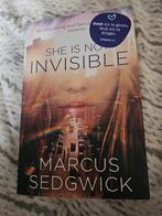 She is not invisible, Ophalen of Verzenden, Gelezen, Marcus sedgwick