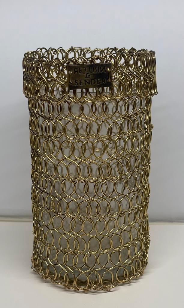 Return to Sender waxinelichthouder gouddraad gevlochten, Huis en Inrichting, Woonaccessoires | Kandelaars en Kaarsen, Nieuw, Kandelaar