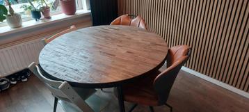 ronde eettafel 120x75 beschikbaar voor biedingen
