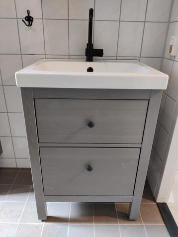 Wastafelmeubel Ikea Hemnes beschikbaar voor biedingen