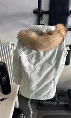Woolrich jas wit maat 38, Kleding | Dames, Jassen | Winter, Ophalen of Verzenden, Gedragen, Maat 38/40 (M), Wit