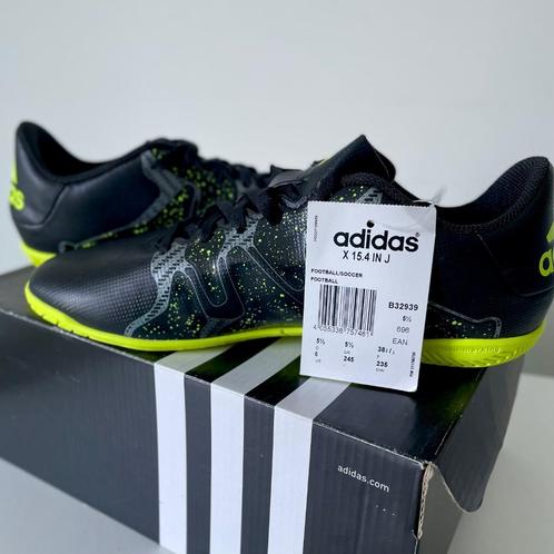 Adidas voetbalschoen jongen nieuw - maat 38,5 zwart/neongeel, Sport en Fitness, Voetbal, Nieuw, Schoenen, Maat S, Ophalen of Verzenden