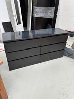 Malm zwarte ikea ladenkast met glasplaat, Huis en Inrichting, Kasten | Ladekasten, Ophalen, 5 laden of meer, 150 tot 200 cm, Zo goed als nieuw
