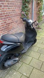 Piaggio zip 4t ruilen mogelijk, Fietsen en Brommers, Scooters | Piaggio, Ophalen, Zo goed als nieuw, Benzine, Zip