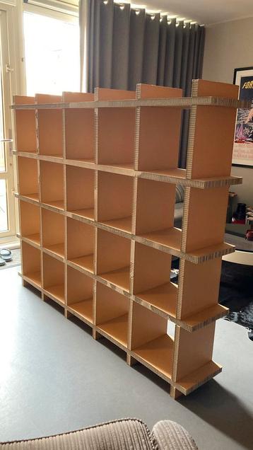 Design modulaire boeken kast van karton