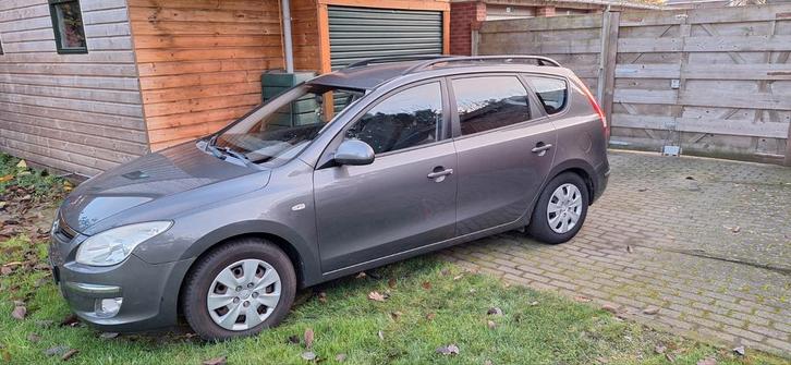 Hyundai i30 1.6 I Cvvt Crosswagon 2008 Grijs, Auto's, Hyundai, Particulier, i30, Airconditioning, Centrale vergrendeling, Dakrails