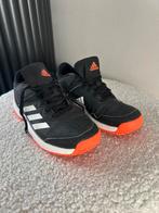 Adidas sportschoenen maat 36 - zaal, Sport en Fitness, Handbal, Ophalen of Verzenden, Gebruikt, Schoenen