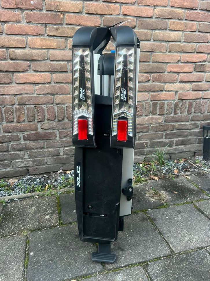 XLC Fietsendrager Almada Work-E  - Opklapbaar en Kantelbaar, Auto diversen, Fietsendragers, Nieuw, Trekhaakdrager, 2 fietsen, Brede banden