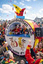 Carnaval Kar met Grote Trom te Huur, Ophalen of Verzenden, Gebruikt, Feestartikel, Carnaval