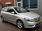 Mercedes-Benz B-Klasse B 180 Navi Xenon Cruise Leder BlueToo, Auto's, Mercedes-Benz, Origineel Nederlands, Te koop, Zilver of Grijs