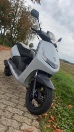 Peugeot viva city, Fietsen en Brommers, Scooters | Peugeot, Ophalen, Gebruikt, Maximaal 45 km/u, Benzine