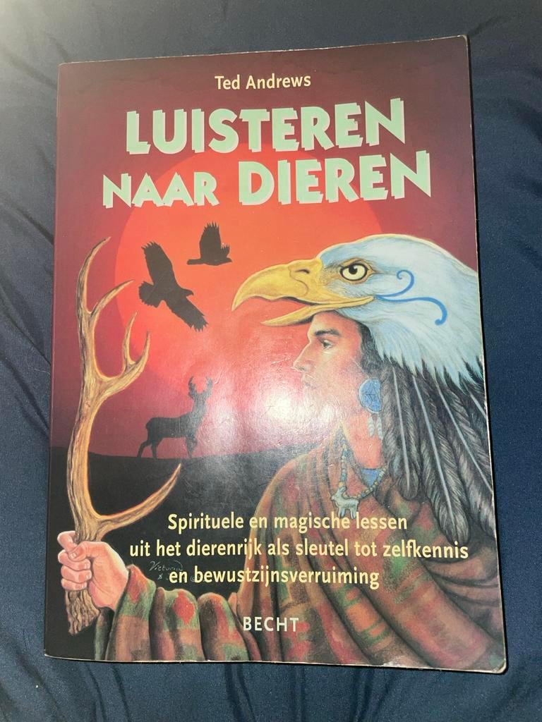 Ted Andrews - Luisteren naar dieren, Boeken, Achtergrond en Informatie, Ted Andrews, Ophalen of Verzenden, Zo goed als nieuw