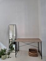 Bureau VANDBORG

60x120, Huis en Inrichting, Bureaus, Ophalen, Zo goed als nieuw