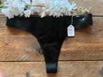 String / Latex / Maat M, Kleding | Dames, Ondergoed en Lingerie, Ophalen of Verzenden, Zwart, String