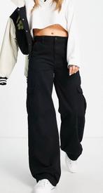 Pull&Bear cargobroek. Zwart. Mt. 34, Kleding | Dames, Broeken en Pantalons, Zwart, Nieuw, Ophalen of Verzenden, Pull & Bear
