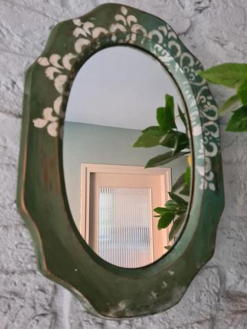 Ovale houten spiegel 50x28 cm vintage groen met mandala  beschikbaar voor biedingen