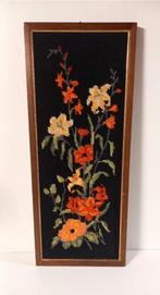 Vintage geborduurde bloemen 50x20cm, Ophalen of Verzenden, Zo goed als nieuw