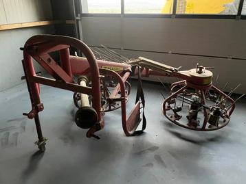 PZ Strela schudder hooi gras machine duiner hark beschikbaar voor biedingen