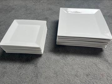 7 borden 25x25cm en 8 bordjes 19x19cm Tarrington house beschikbaar voor biedingen