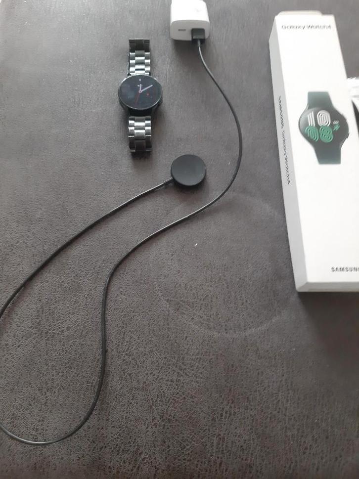 Samsung Smart Watch Galaxy 4, Sieraden, Tassen en Uiterlijk, Smartwatches, Zo goed als nieuw, Android, Zwart, Ophalen of Verzenden