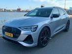 Audi e-tron Quattro |S-LINE| PANO | LUCHTVERING | NL AUTO |, Auto's, Audi, Automaat, 1800 kg, Elektrisch, Vierwielaandrijving