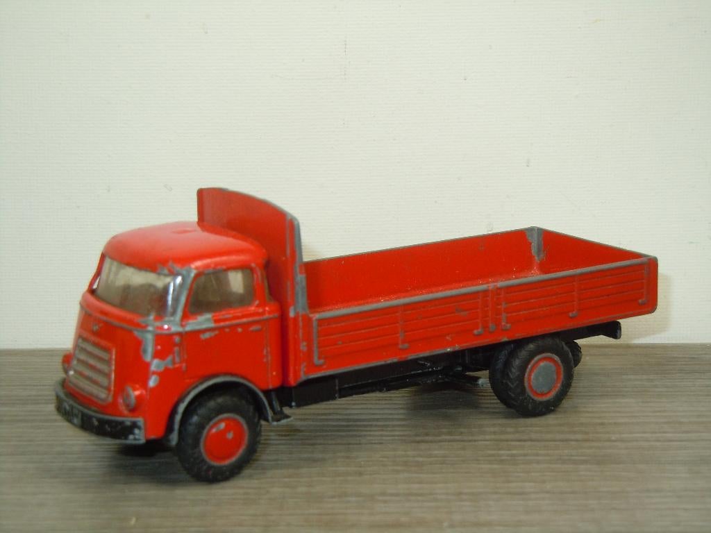 Daf A50 Frontstuur - Lion Car Holland - Rood, Hobby en Vrije tijd, Modelauto's | 1:50, Gebruikt, Bus of Vrachtwagen, Lion Toys