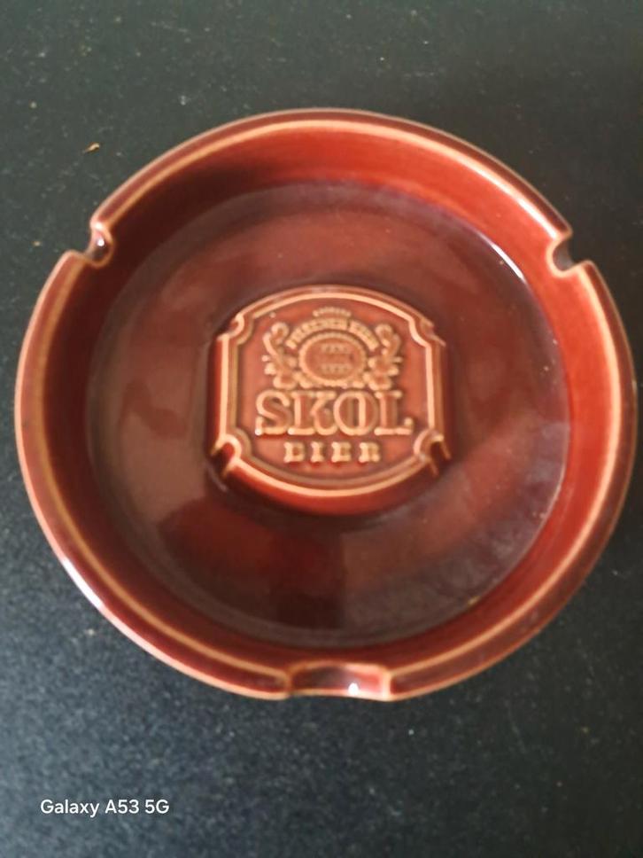 Vintage Skol Bier Asbak - 14cm, Verzamelen, Rookartikelen, Aanstekers en Luciferdoosjes, Zo goed als nieuw, Asbak, Ophalen of Verzenden