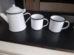 Kannetje en 2 mokken van emaille, Ophalen of Verzenden
