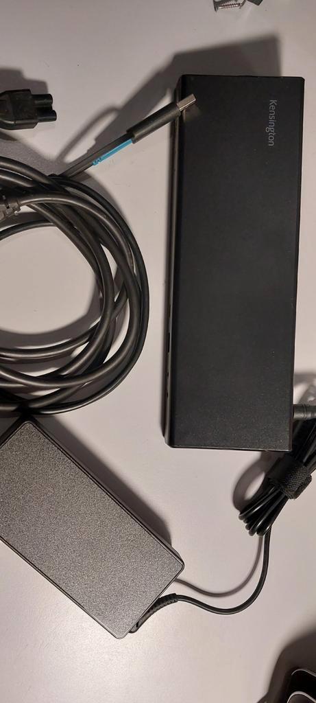 Kensington USB-C & USB 3.0 Dual 4K Docking Station, Computers en Software, Barebones, Zo goed als nieuw, Ophalen of Verzenden
