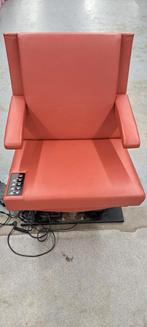 Elektrische Verstelbare Stoel 230 v/24 v, Ophalen