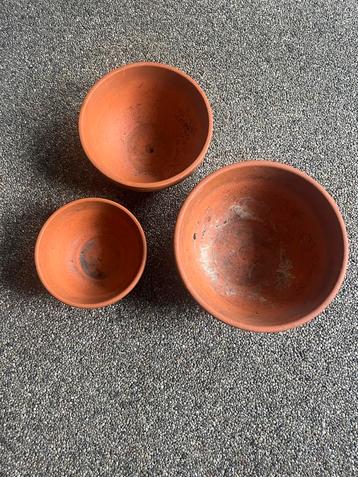 Aardewerken bloempotten set - 13, 15, 19 cm beschikbaar voor biedingen