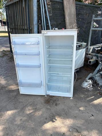 Beko inbouw koelkast beschikbaar voor biedingen