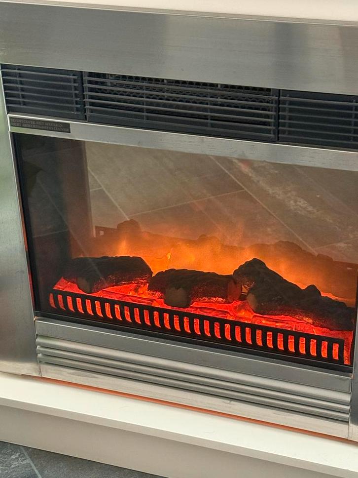 Elektrische hoek sfeerhaard met verwarming en afstandsbedien, Huis en Inrichting, Kachels, Zo goed als nieuw, Vrijstaand, Overige soorten