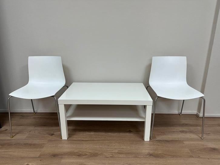 Ikea Lack tafel & Catifa 46 stoelen (6 stuks), Huis en Inrichting, Stoelen, Gebruikt, Vijf, Zes of meer stoelen, Kunststof, Wit