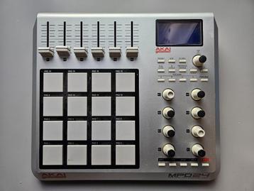 AKAI MPD24 MIDI Controller beschikbaar voor biedingen