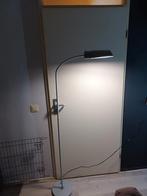 Avian sun vitaminen D lamp plus vloerstandaard, Geslacht onbekend, Papegaai