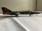 Schaalmodel Jachtvliegtuig F-111 Gebouwd geschilderd, Ophalen of Verzenden, Gebruikt, Groter dan 1:72, Overige merken