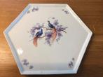 Zeskantige schaal met 2 bijpassende kandelaars, vogels, GB, Antiek en Kunst, Ophalen of Verzenden