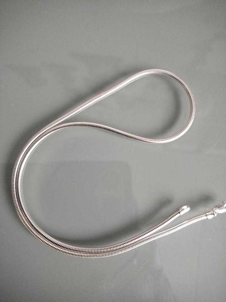 Zilveren Ketting - Tijdloze Elegantie, Sieraden, Tassen en Uiterlijk, Kettingen, Zo goed als nieuw, Zilver, Zilver, Met hanger