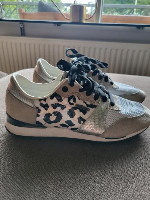 Beige sneakers koeienprint pepe jeans mt 40, Kleding | Dames, Schoenen, Zo goed als nieuw, Sneakers of Gympen, Beige, Ophalen of Verzenden