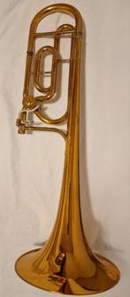 Trombone King 5b, Muziek en Instrumenten, Blaasinstrumenten | Trombones, Ophalen of Verzenden, Gebruikt, Bas, Met koffer