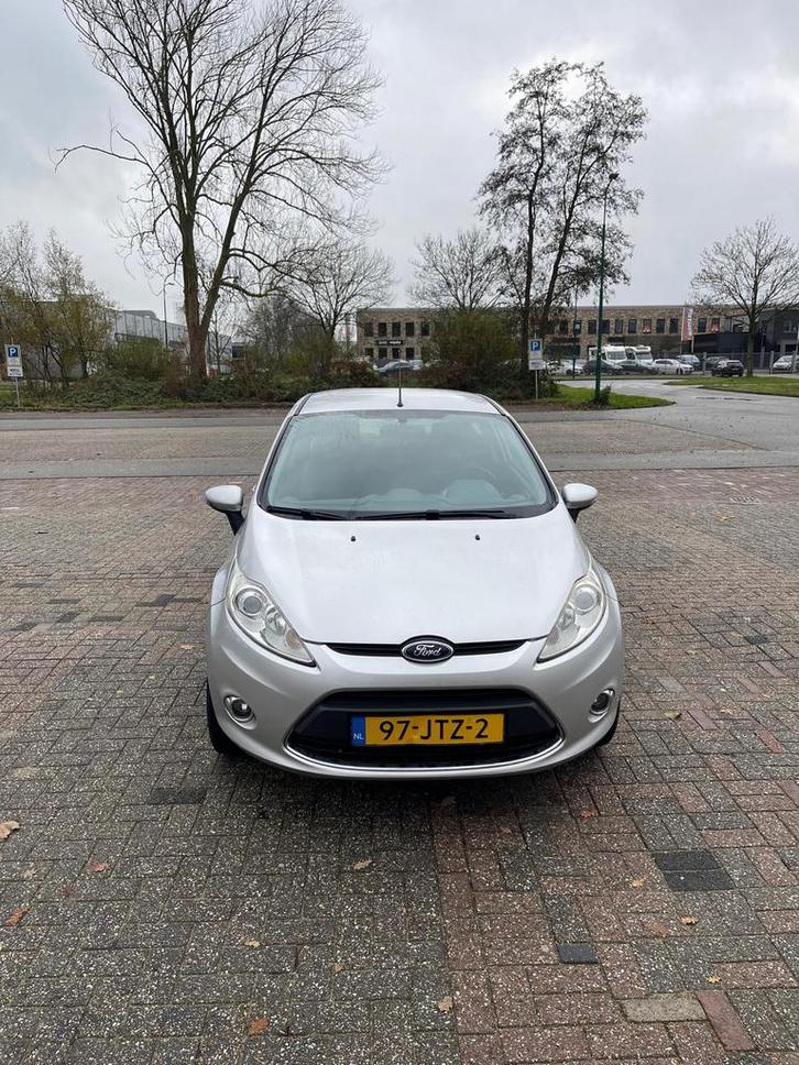Ford Fiësta 1.25 44KW 3DR 2009 Grijs, Auto's, Ford, Particulier, Fiësta, Airbags, Airconditioning, Alarm, Centrale vergrendeling
