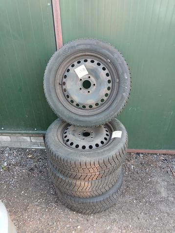 4 winterbanden 205/55R16 91H (Ford)  beschikbaar voor biedingen