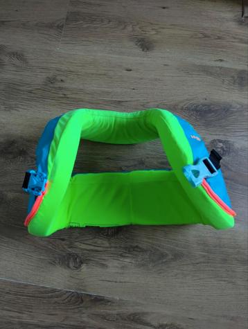 Zwemvest 25 kg - Zo goed als nieuw! beschikbaar voor biedingen