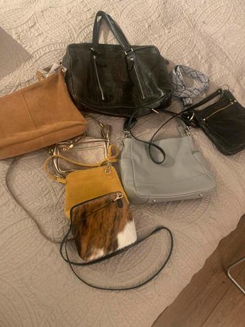 Diverse leren tassen collectie beschikbaar voor biedingen